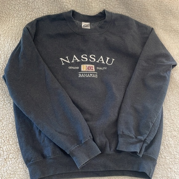 MTV Lot & Bahamas Crewneck - Picture 2 of 7